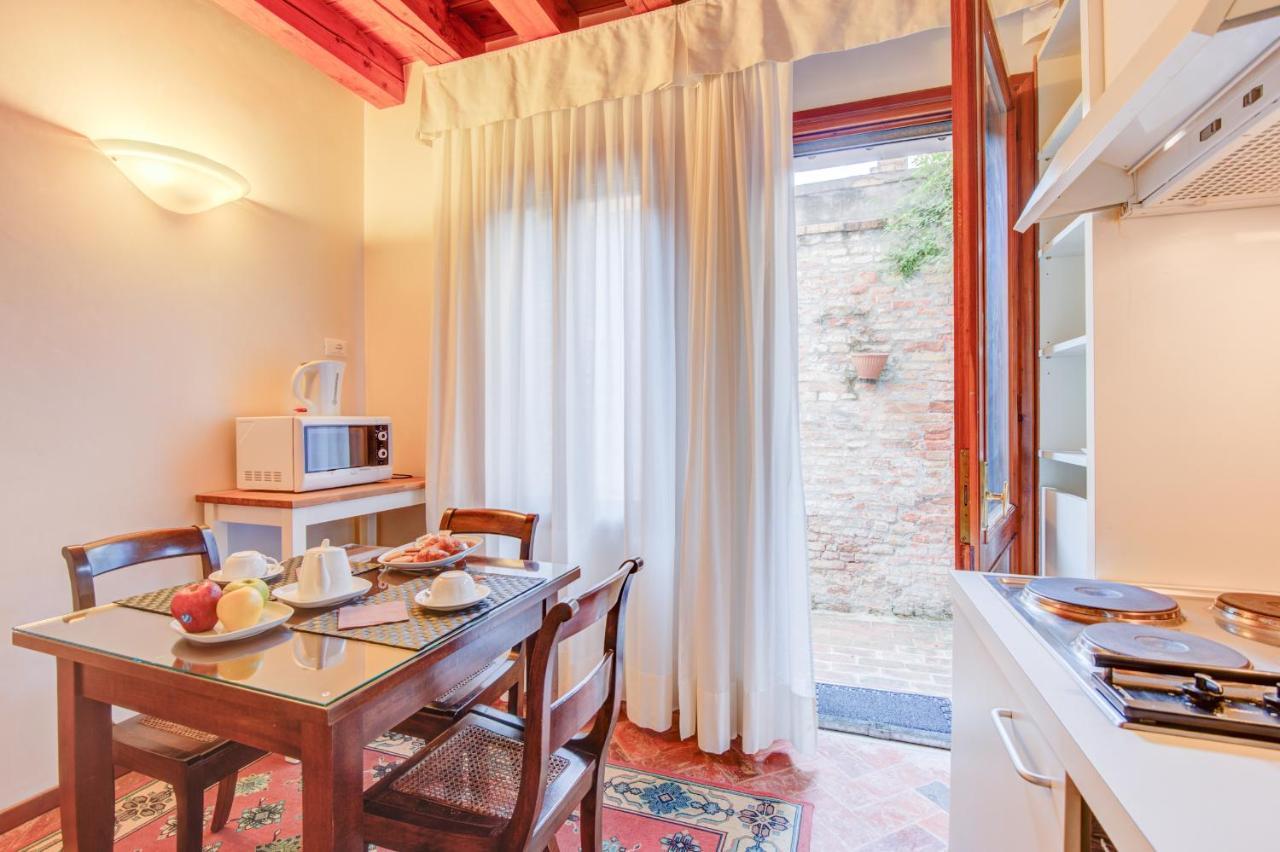 Master Venice Apartments Экстерьер фото